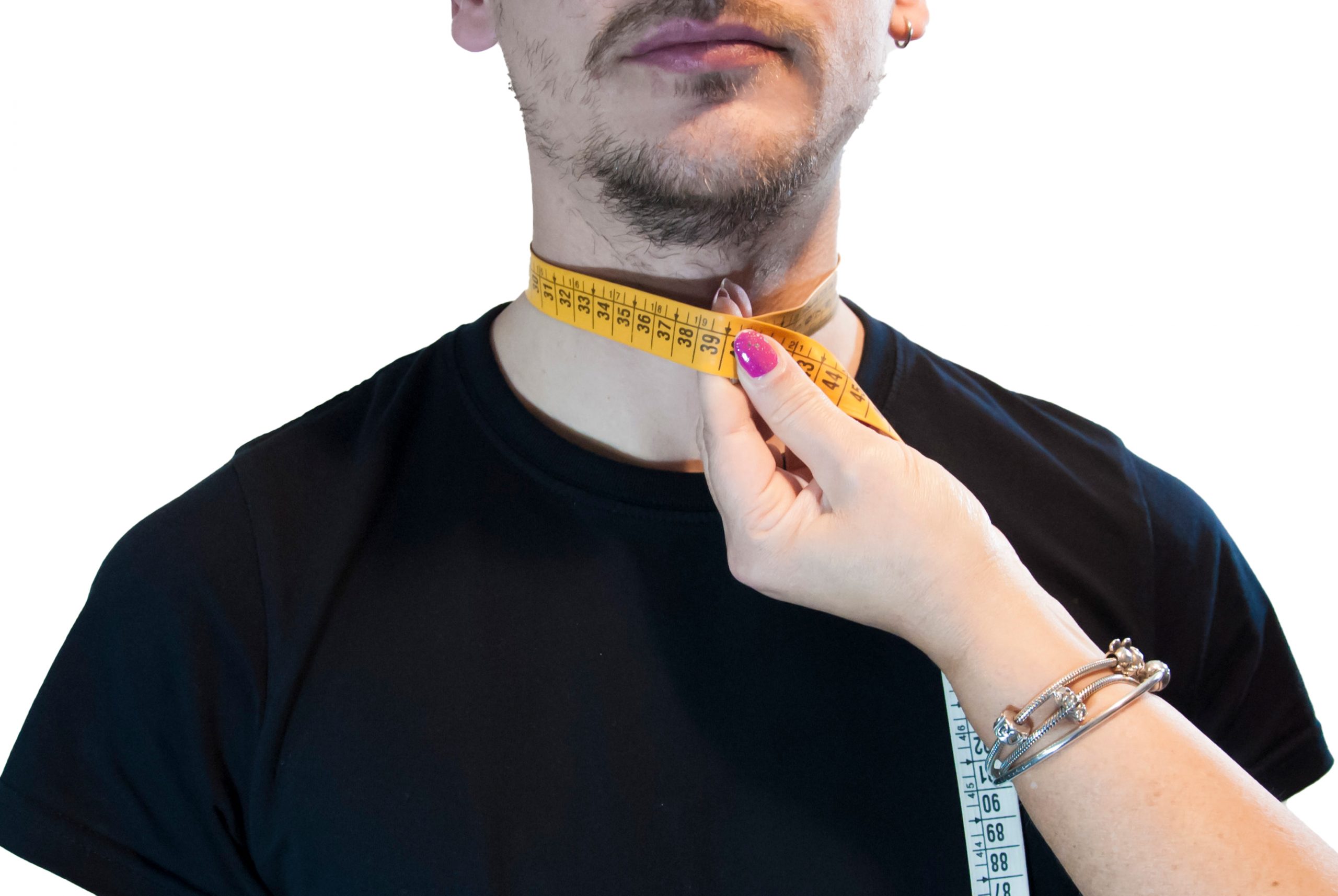 Come prendere la misura della circonferenza del collo